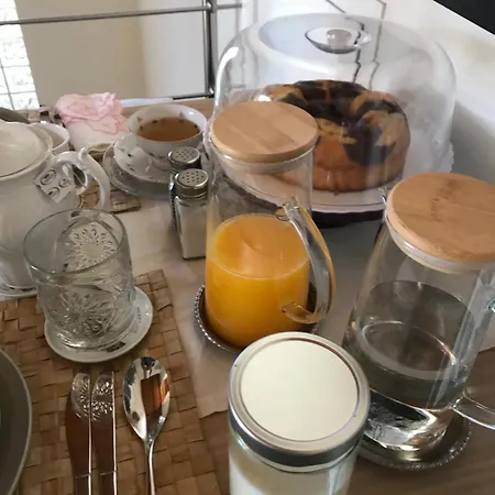 住宿加早餐酒店 Marlene 阿尔本加