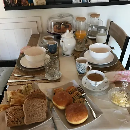 Alojamento de Acomodação e Pequeno-almoço Marlene